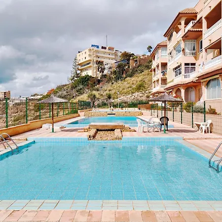 Espanhouse Martina First Line Sea View With Pool 公寓