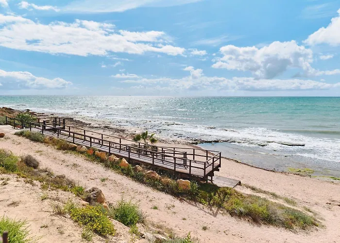 Espanhouse Martina First Line Sea View With Pool شقة تورّيفيِخا